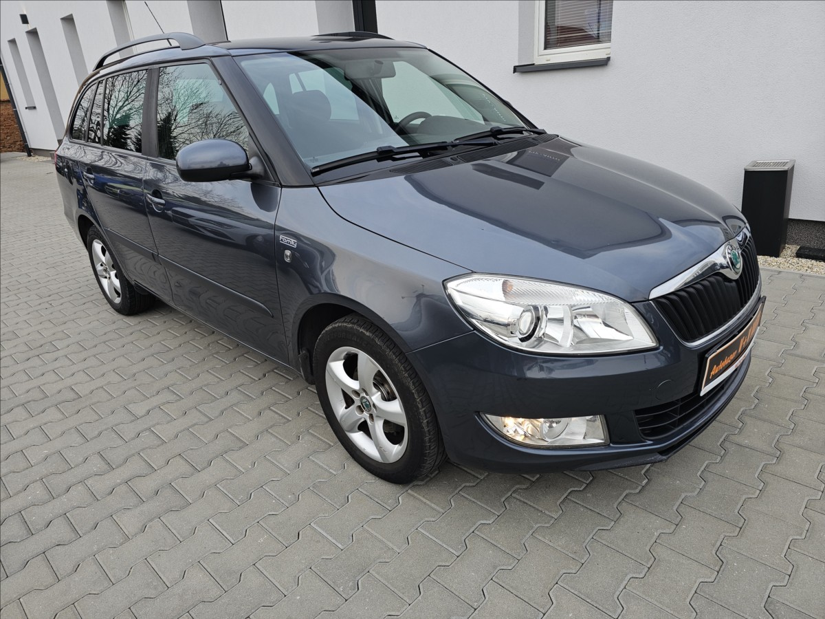 skoda-fabia-ii-1-2tsi-63kw-ambiente - 3