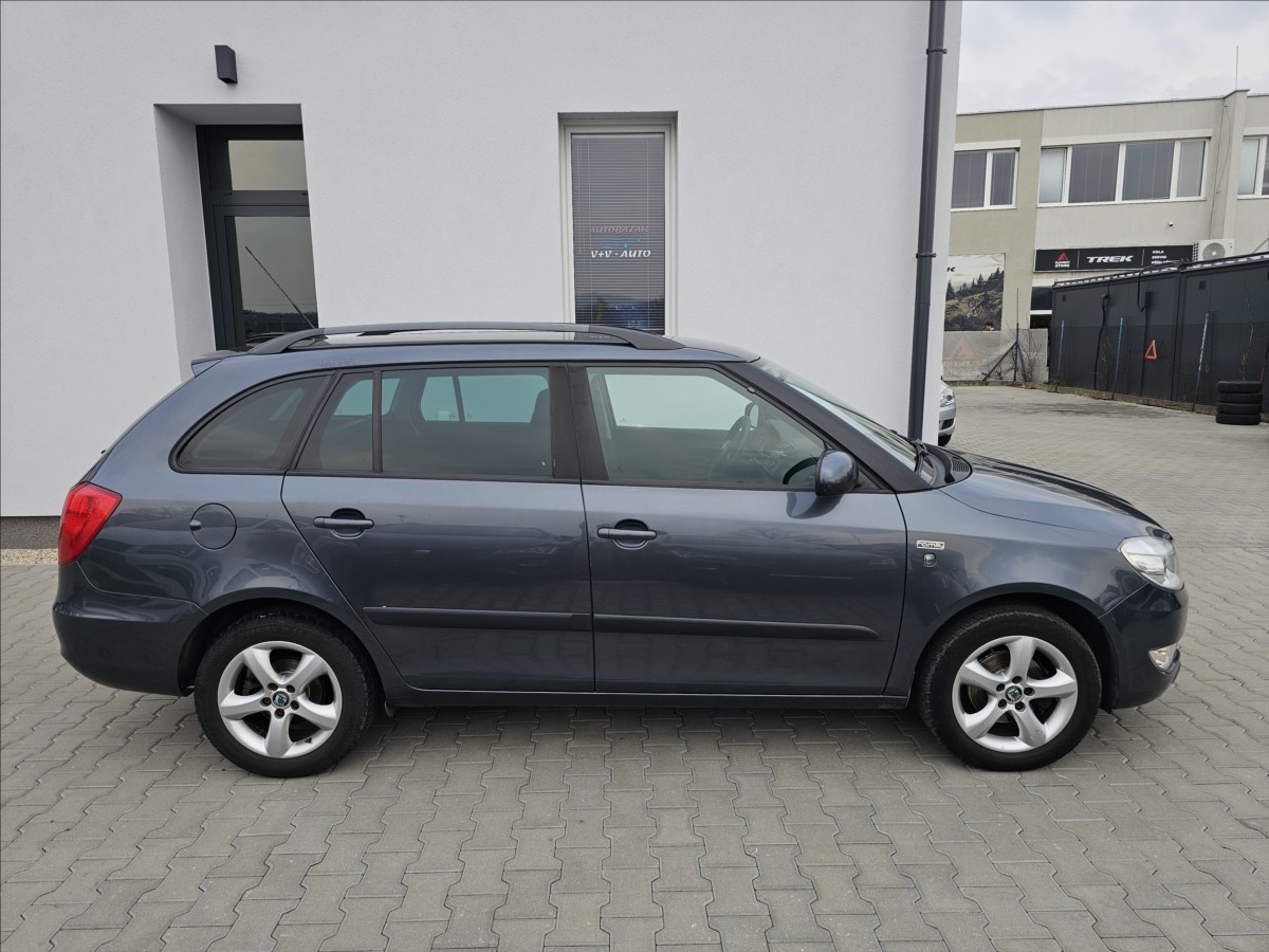 skoda-fabia-ii-1-2tsi-63kw-ambiente - 5