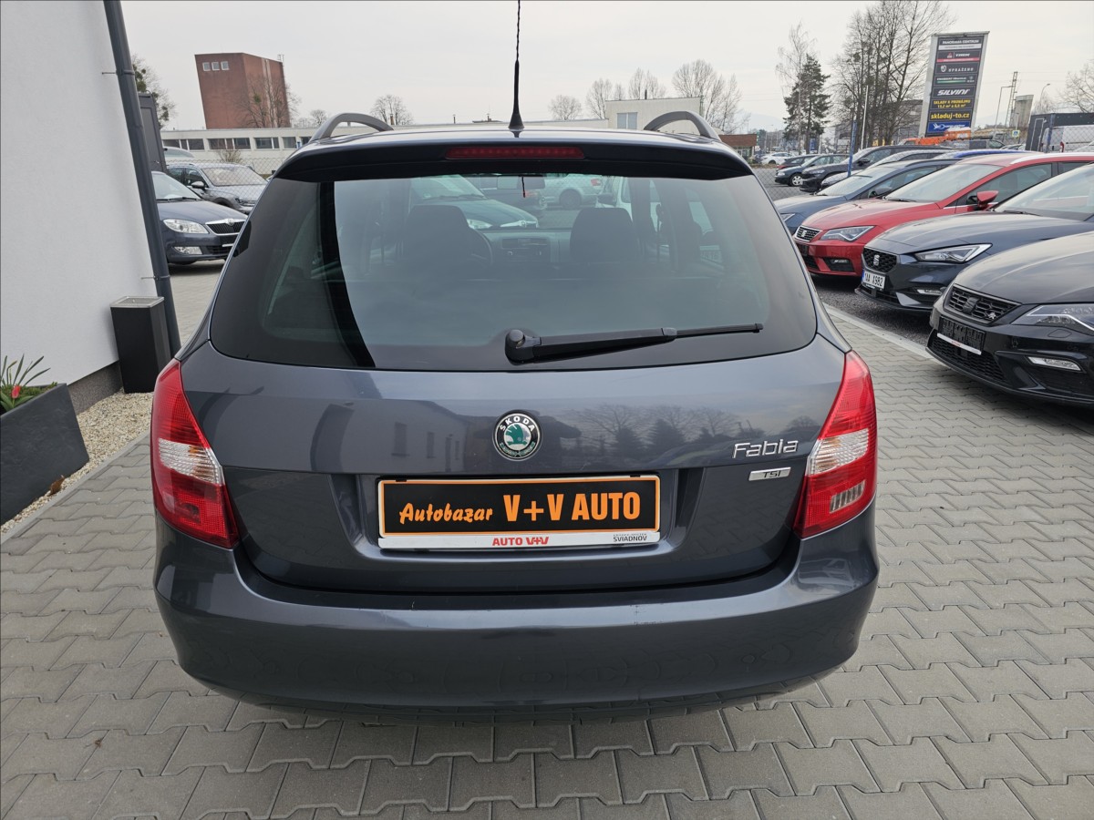 skoda-fabia-ii-1-2tsi-63kw-ambiente - 7