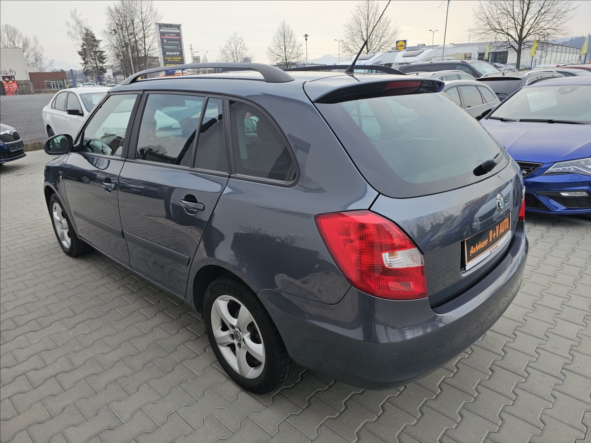 skoda-fabia-ii-1-2tsi-63kw-ambiente - 8