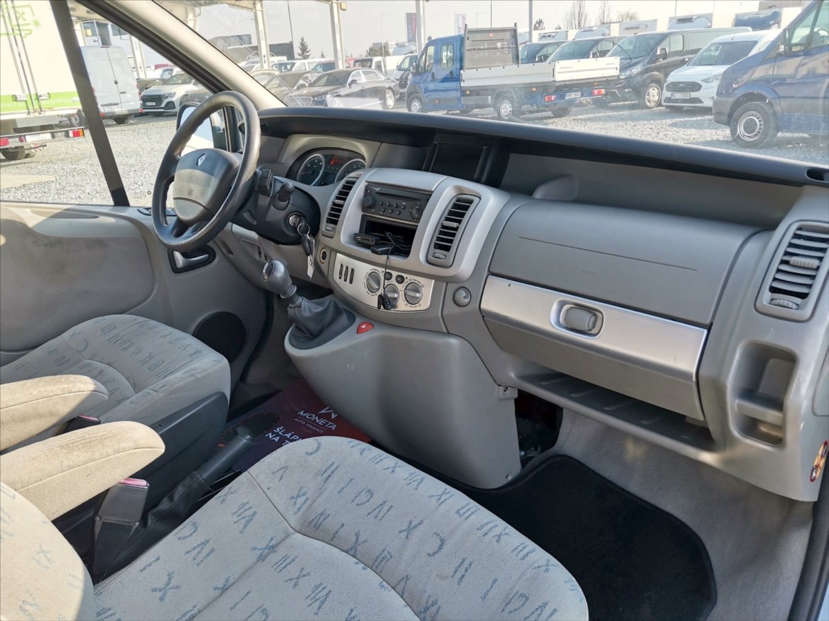 renault-trafic-2-5dci-generation-nez-topeni - 7