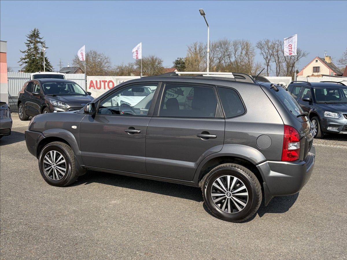 hyundai-tucson-2-0-i-104kw-10xabg-tz-klima - 7