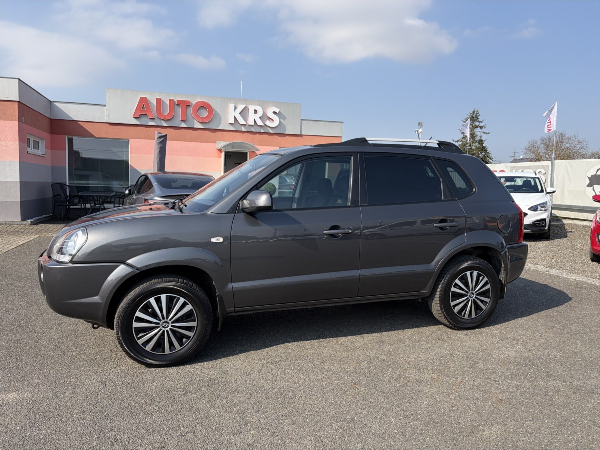 hyundai-tucson-2-0-i-104kw-10xabg-tz-klima - 8