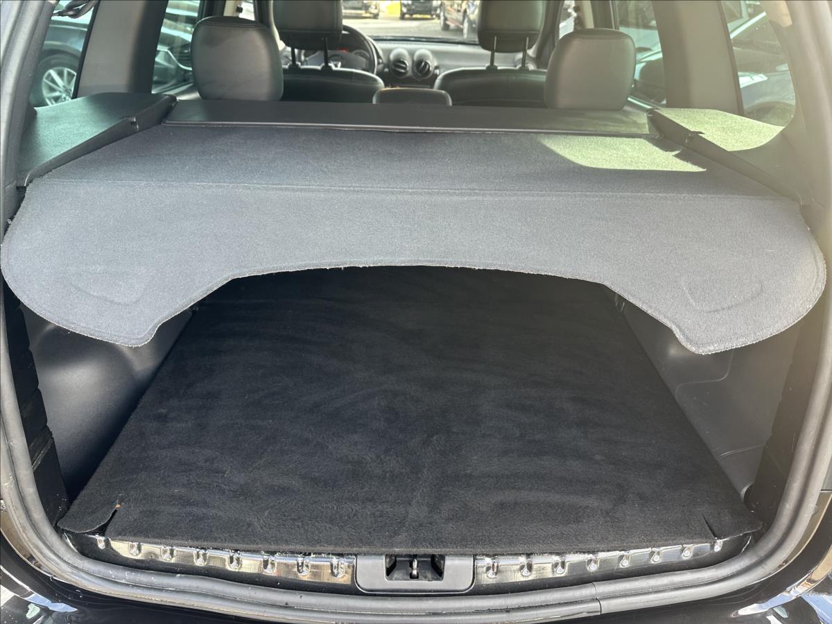 dacia-duster-1-6-4x4-1-majitel - 4