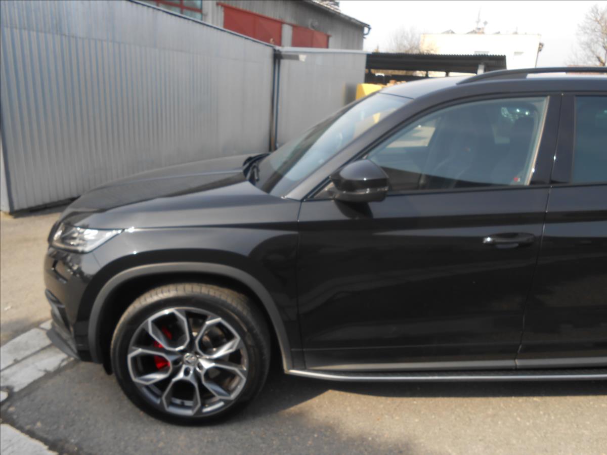 skoda-kodiaq-2-0-tdi-176kw-dsg-4x4-rs - 9