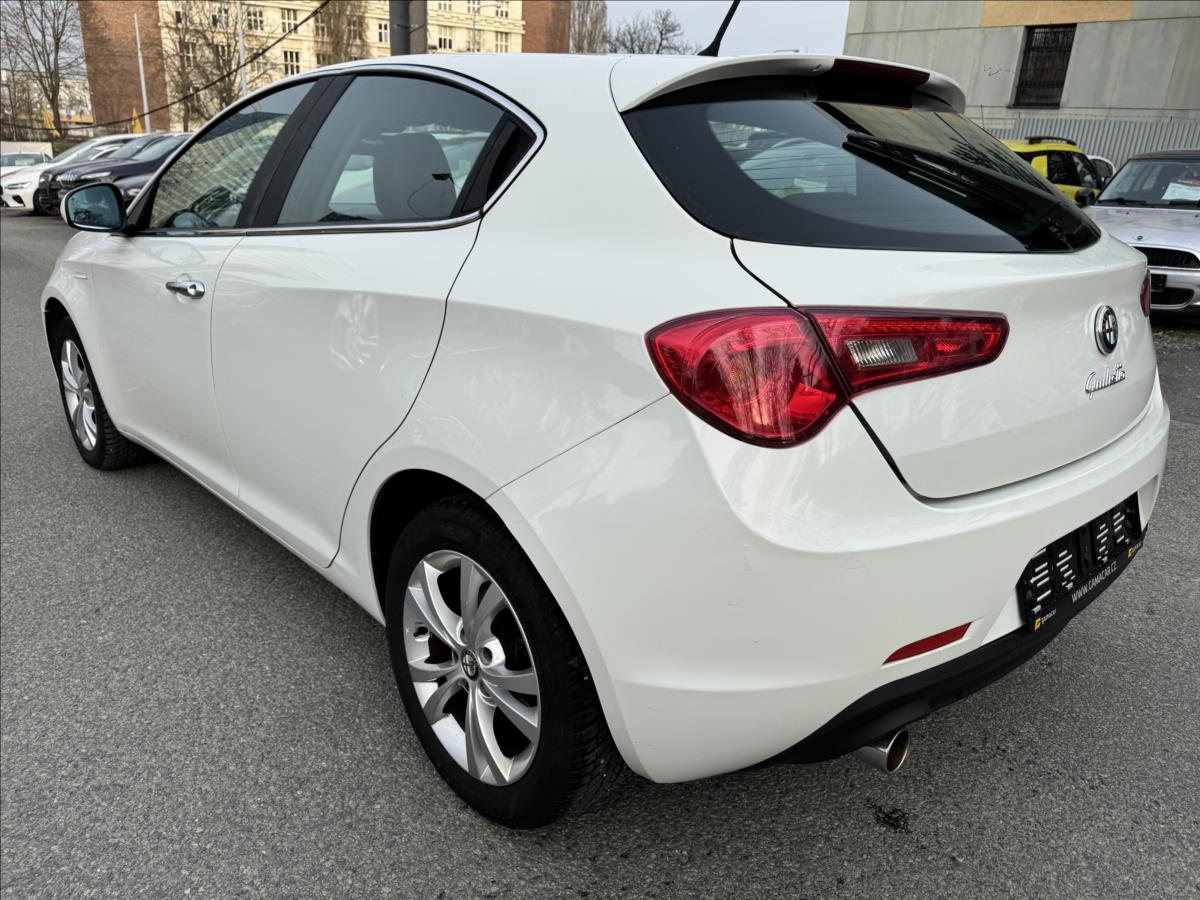 alfa-romeo-giulietta-1-4-nove-rozvody - 6