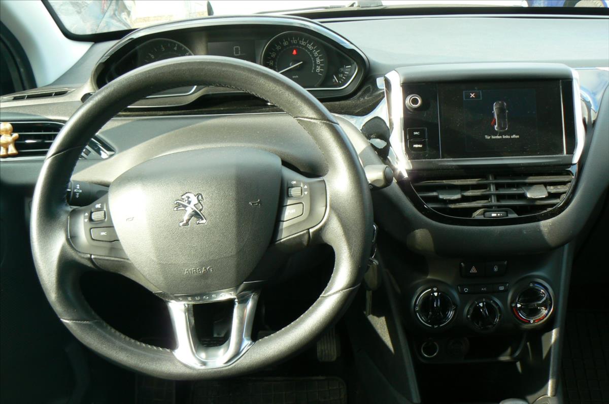peugeot-208-1-2 - 9