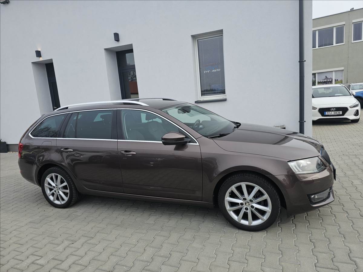 skoda-octavia-iii-1-4tsi-style-kuze-stk - 4