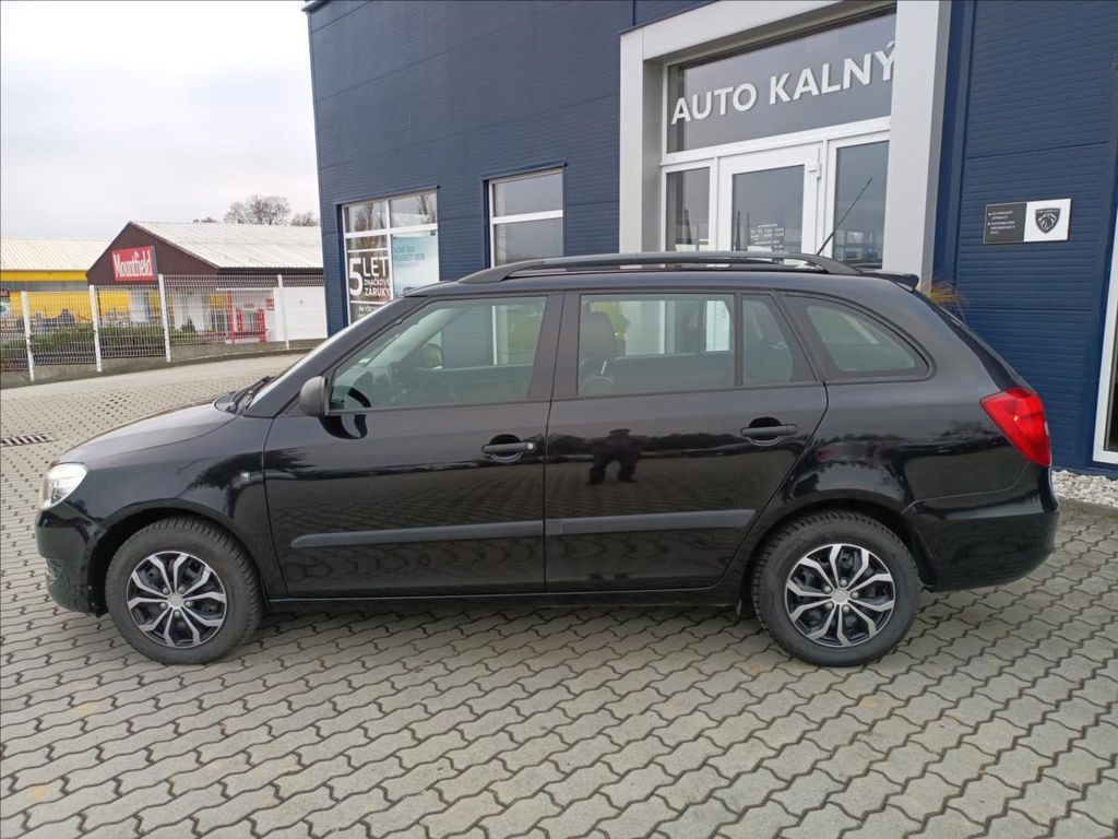 skoda-fabia-kombi-1-2-51-kw-man-5 - 2