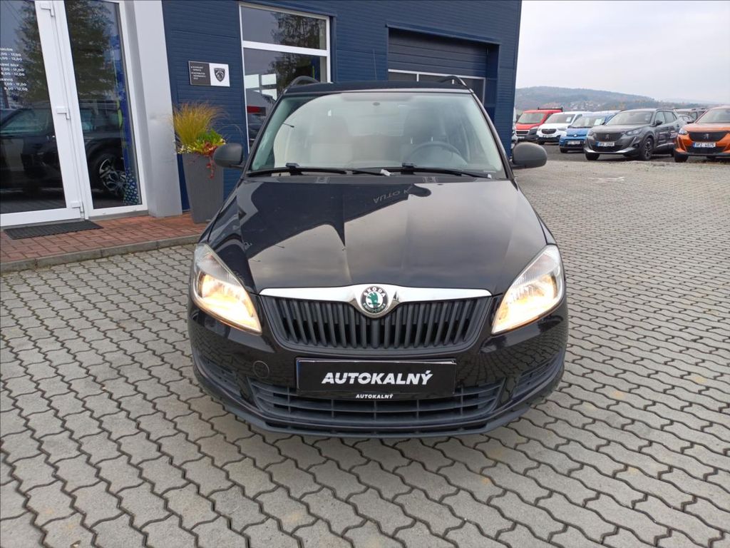skoda-fabia-kombi-1-2-51-kw-man-5 - 6