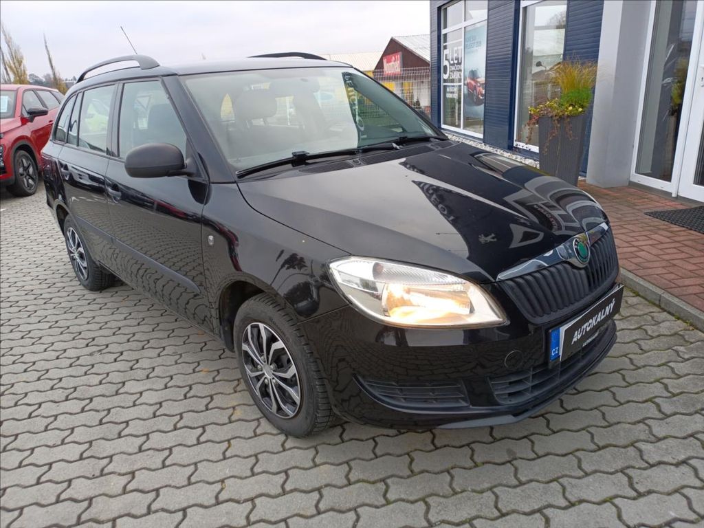 skoda-fabia-kombi-1-2-51-kw-man-5 - 7
