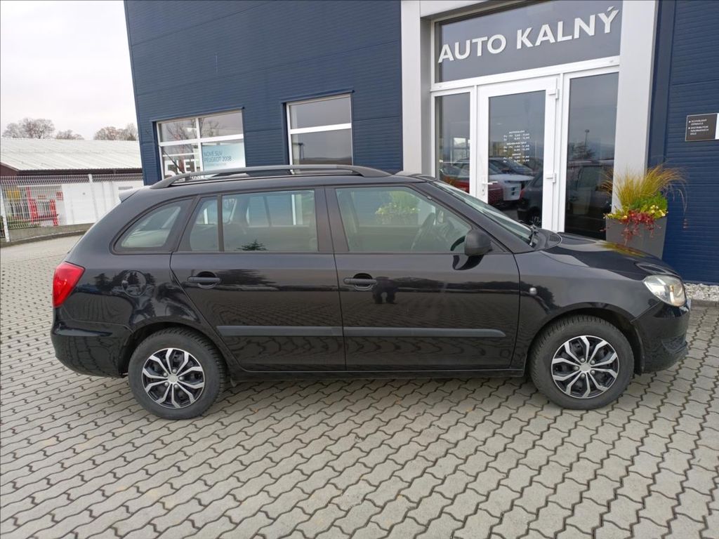 skoda-fabia-kombi-1-2-51-kw-man-5 - 8