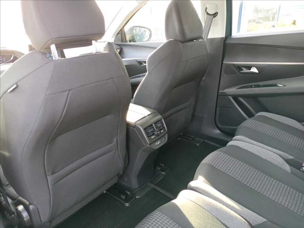 peugeot-5008-active-1-2-pt-130k-man6 - 8