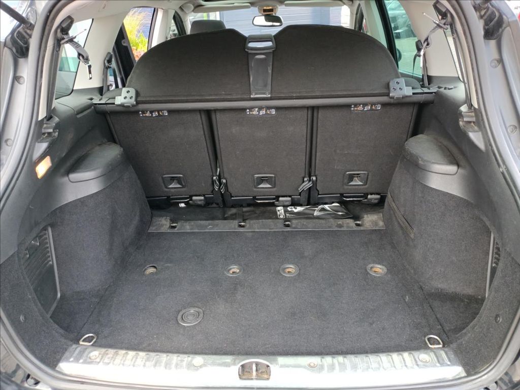 peugeot-308-sw-active-1-6-hdi-110k - 5