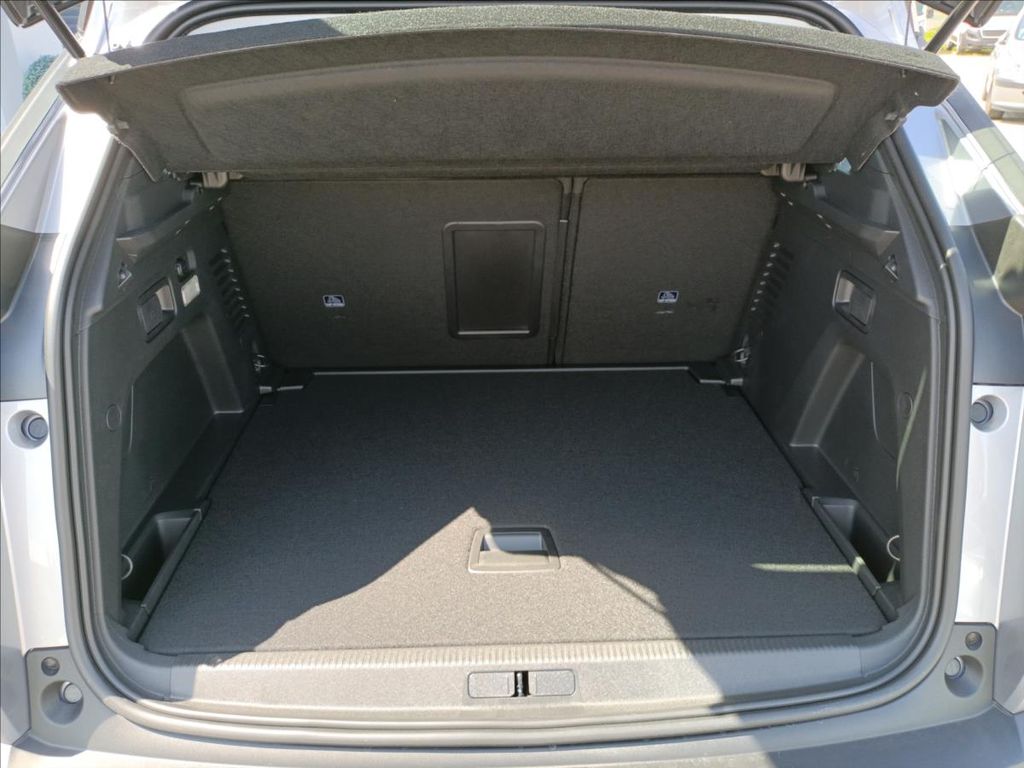 peugeot-3008-active-pack-1-2-puretech-130k - 4