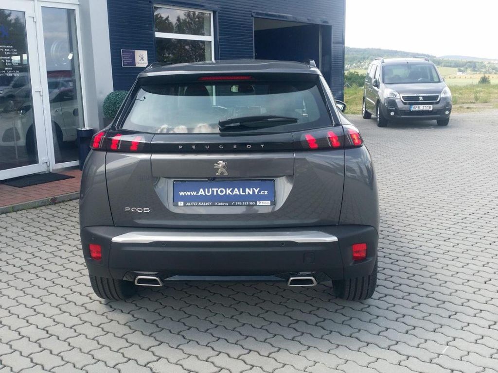 peugeot-2008-allure-pack-1-2-pt-130k-s-s-ea - 9
