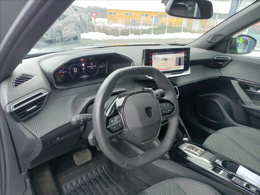 peugeot-2008-allure-1-2-pt-130k-eat8 - 6