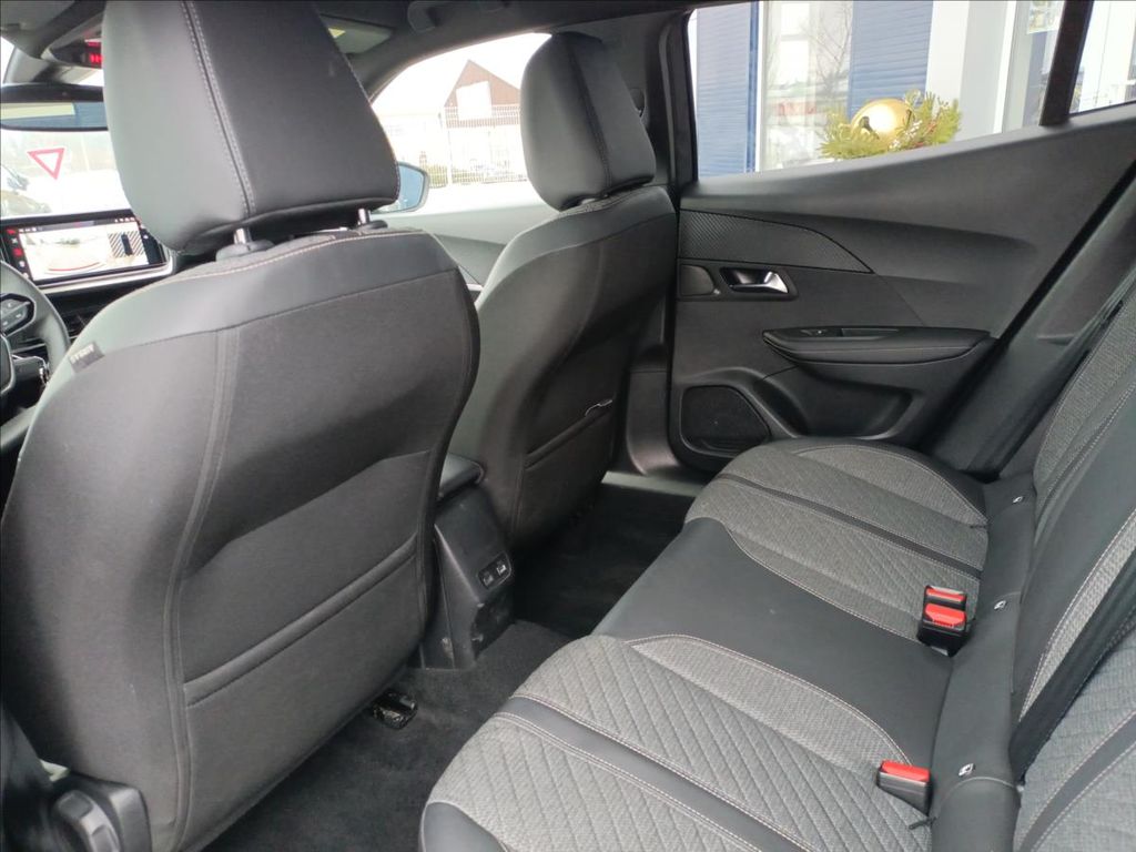 peugeot-2008-allure-1-2-pt-130k-eat8 - 8