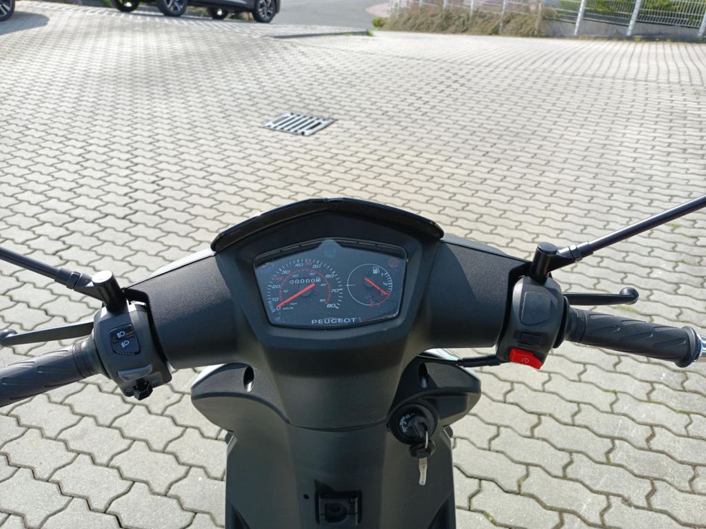 peugeot-streetzone-50i-4t - 4