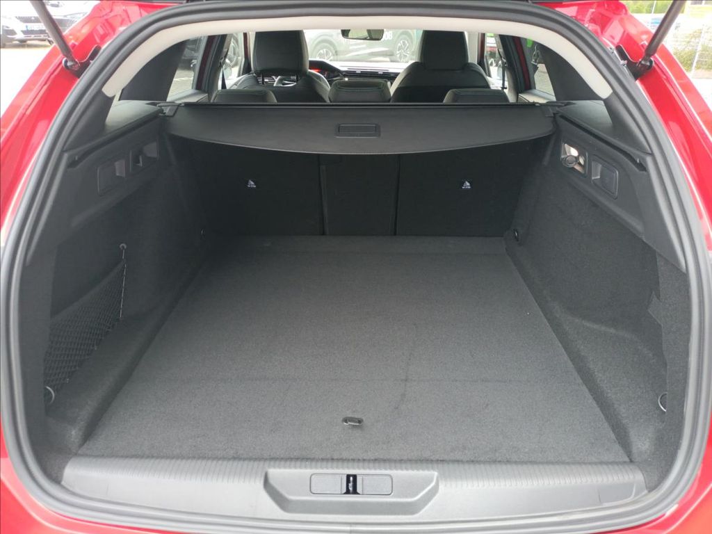 peugeot-308-allure-allure-bluehdi-130-s-s - 5