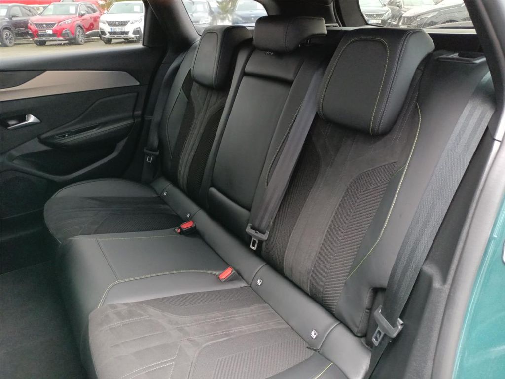 peugeot-308-sw-gt-1-5-bluehdi-130-eat8 - 4