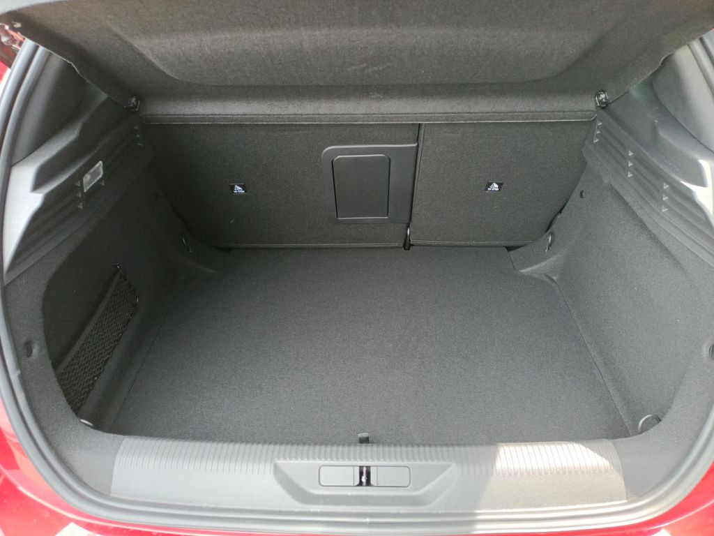 peugeot-308-allure-1-2-puretech-130k-man6 - 4