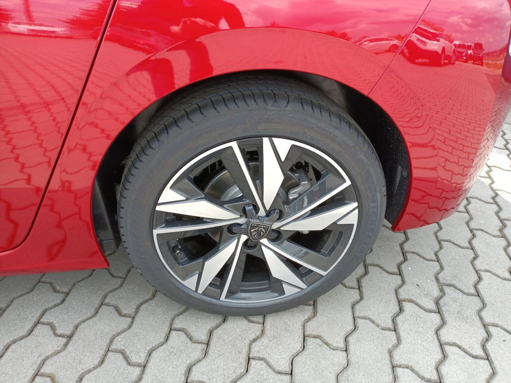 peugeot-308-allure-1-2-puretech-130k-man6 - 9