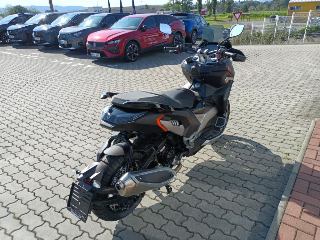 peugeot-xp400-gt-sideral-mat-black - 4