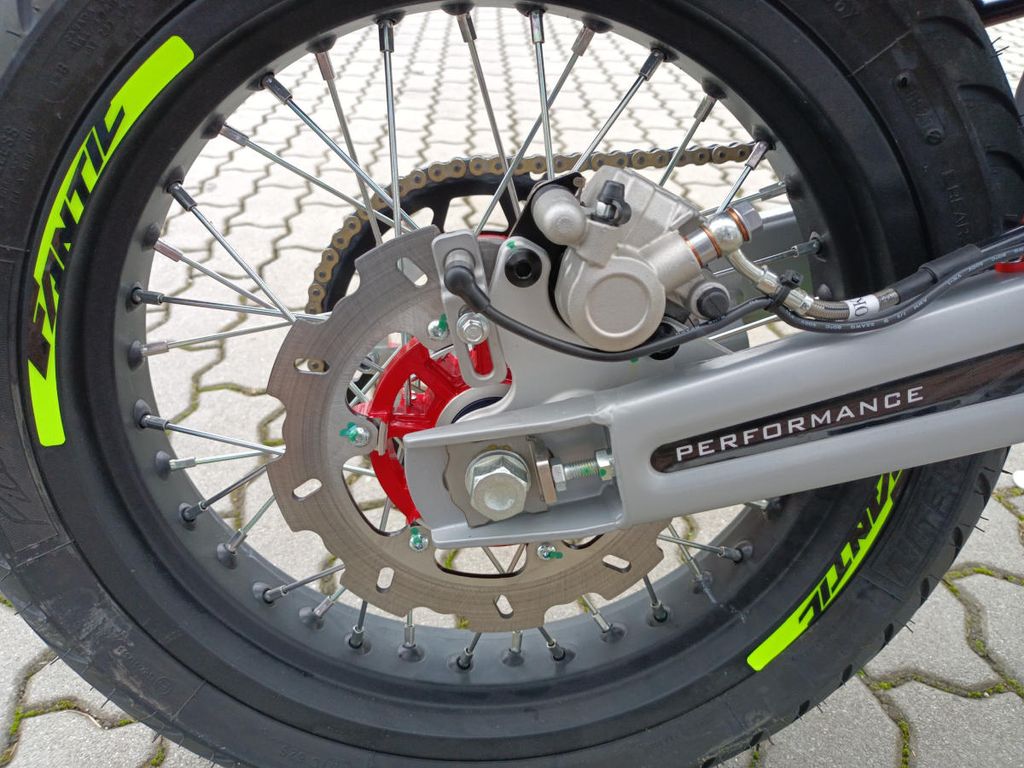 fantic-xef-125-4t-performance - 4