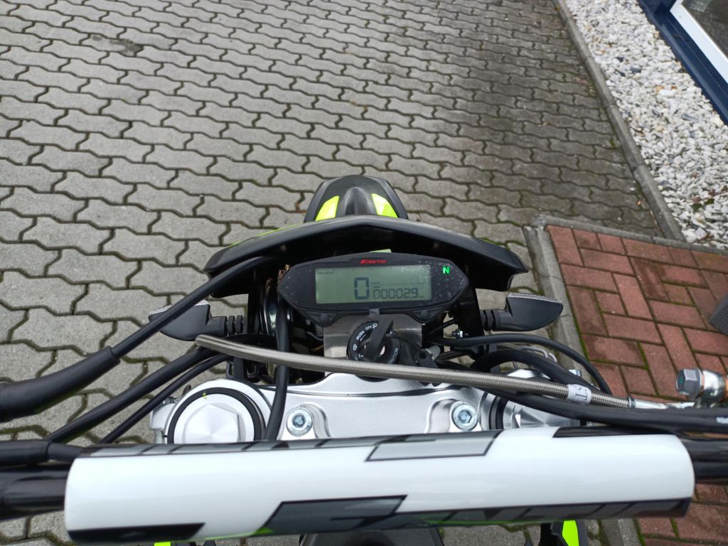 fantic-xef-125-4t-performance - 9