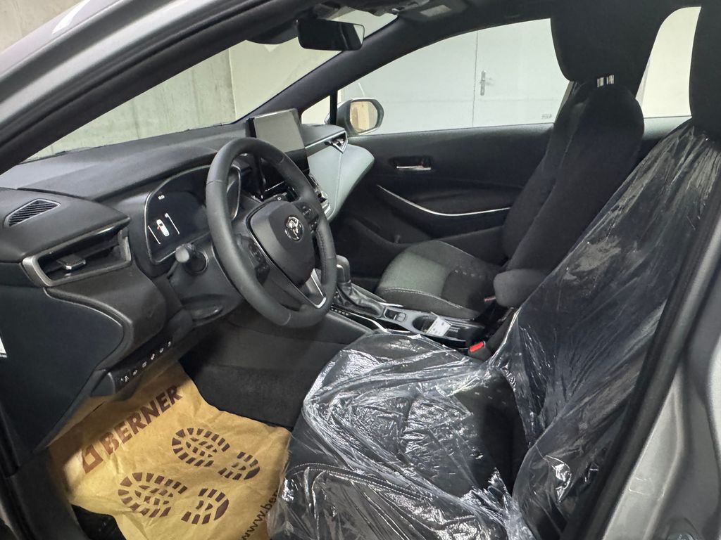 toyota-corolla-comfort-tech-1-8-hybrid-e-cvt - 8