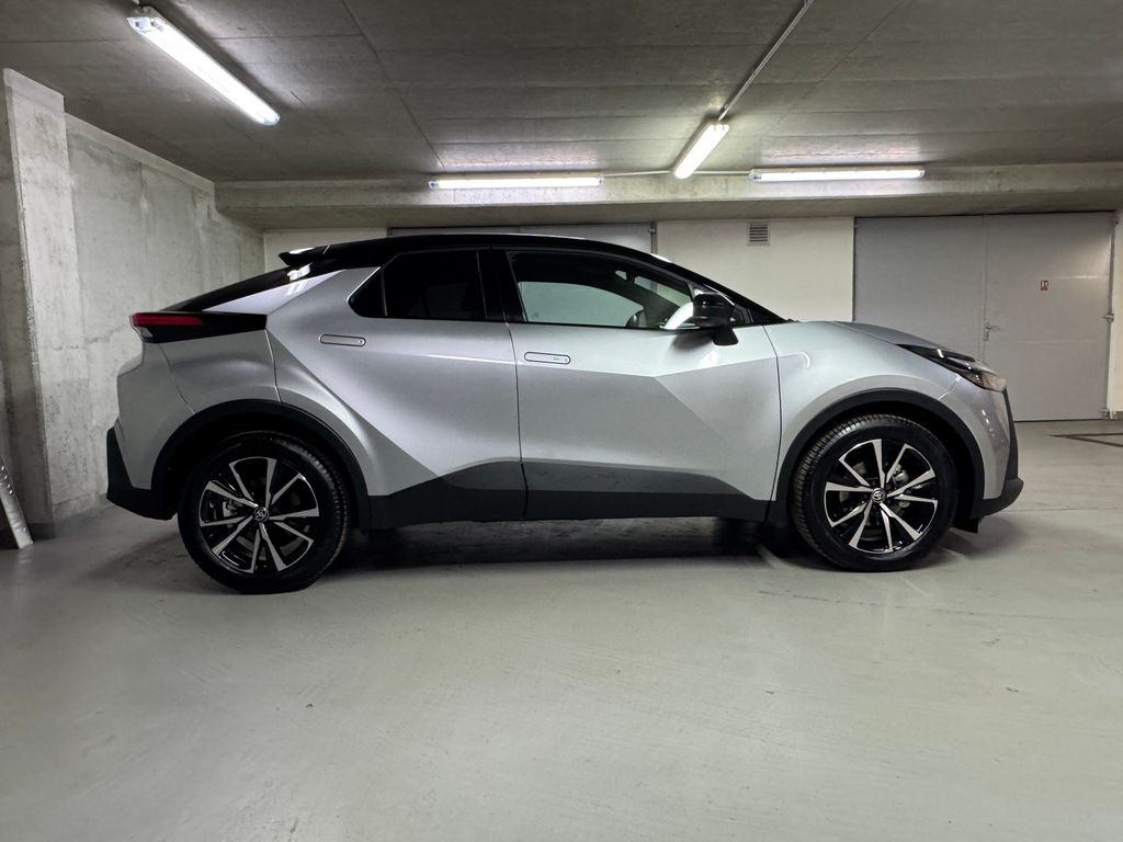 toyota-c-hr-style-1-8-hybrid-90kw-e-cvt-st - 3