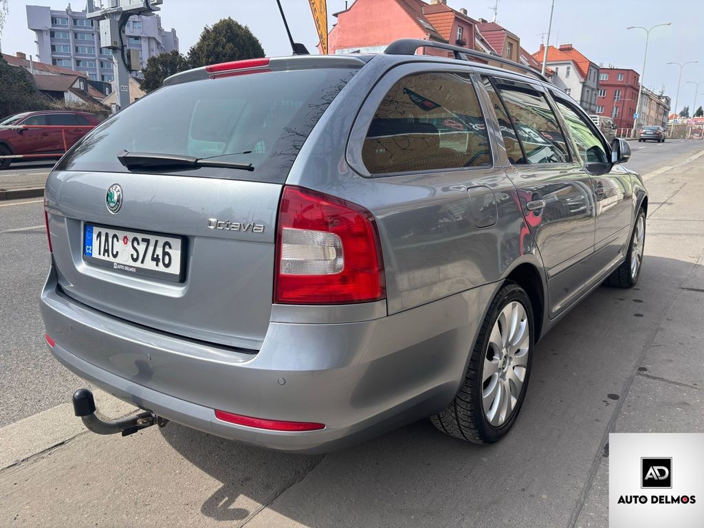 skoda-octavia-2-0tdi-2013-cz-at-elegance-taz - 7