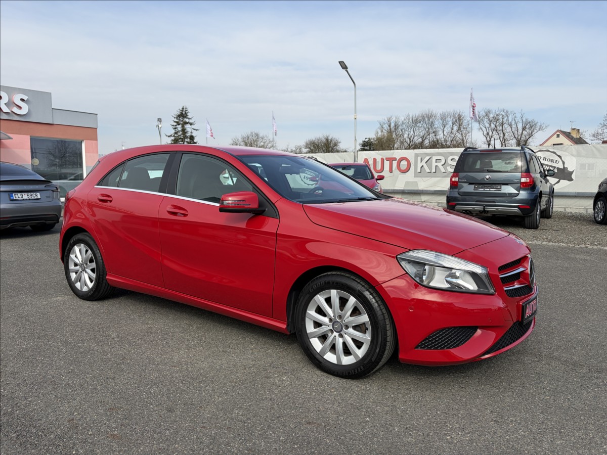 mercedes-benz-tridy-a-1-6-i-a180-90kw-blue-efficiency-style - 1