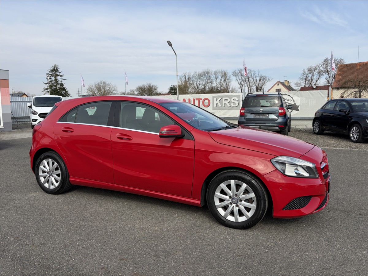 mercedes-benz-tridy-a-1-6-i-a180-90kw-blue-efficiency-style - 2