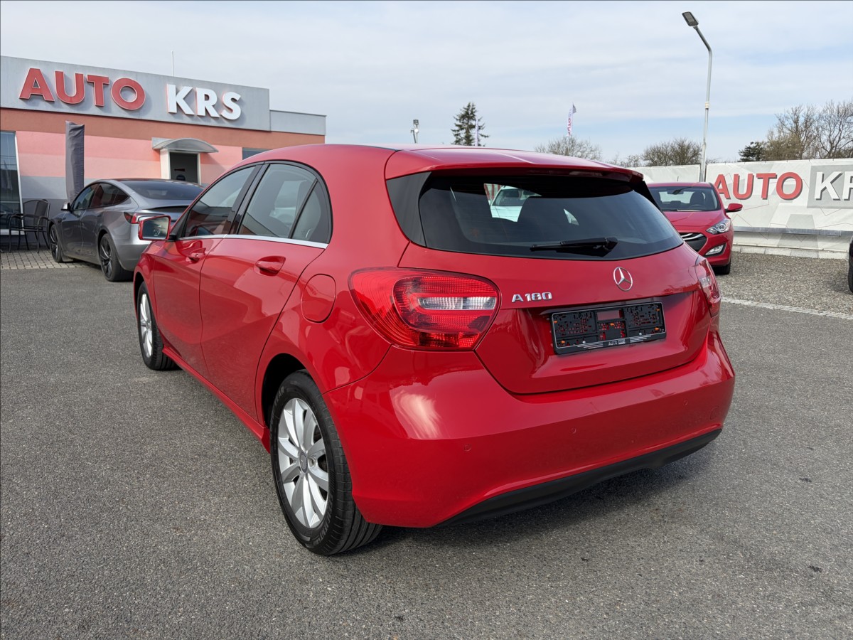 mercedes-benz-tridy-a-1-6-i-a180-90kw-blue-efficiency-style - 6