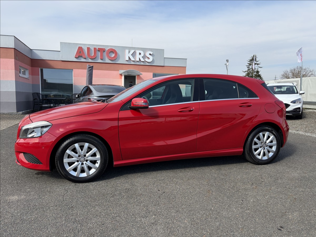 mercedes-benz-tridy-a-1-6-i-a180-90kw-blue-efficiency-style - 8