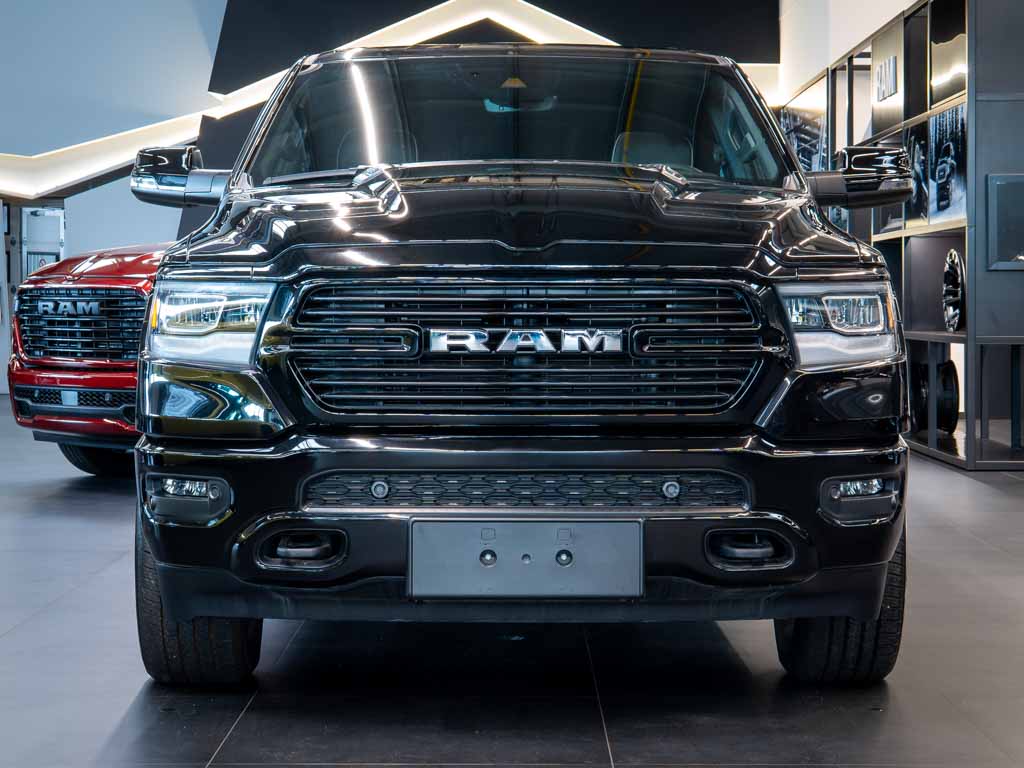 dodge-ram-5-7-laramie-v8-sport-pack-4wd - 7