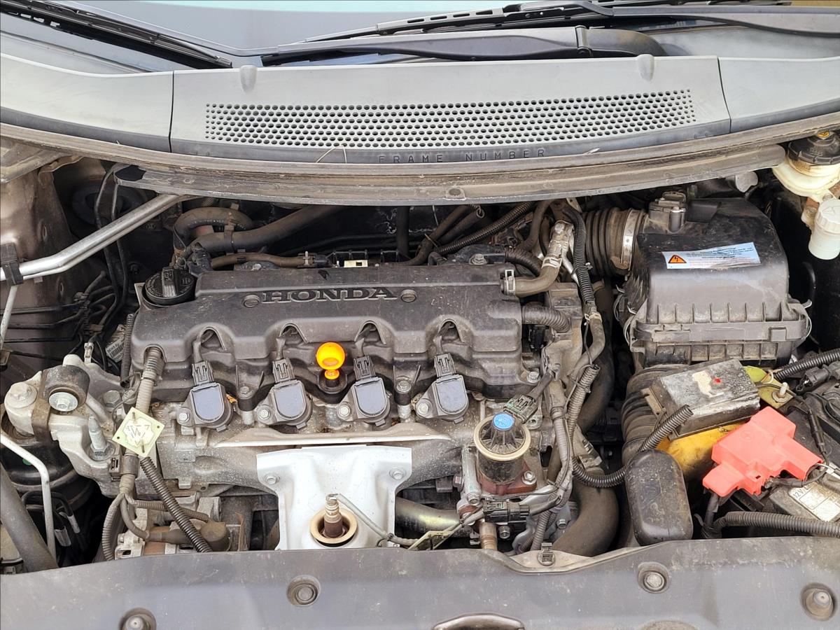 honda-civic-1-8-ivtec - 8