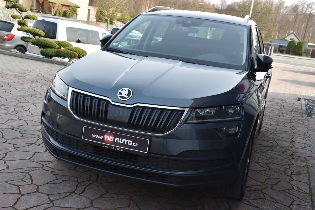 skoda-karoq-2-0-tdi-dsg-quarz-grau-metalli - 4