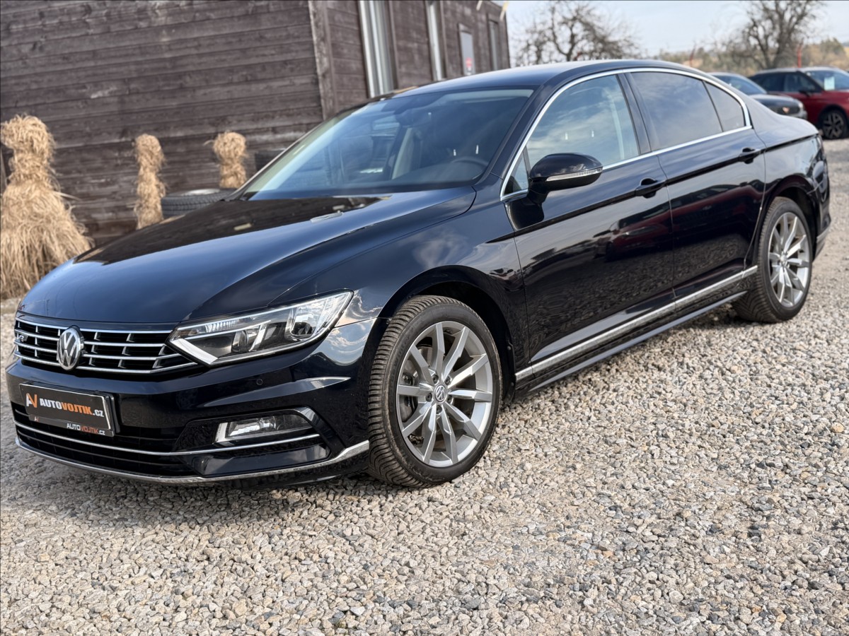 Volkswagen Passat 2,0 110kW R-LINE 93tKm ČR DPH