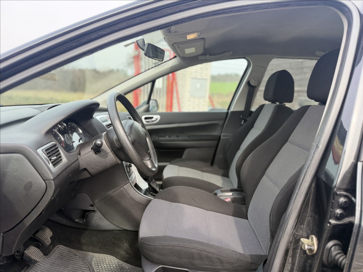 peugeot-307-1-6-hdi-digiklima - 8