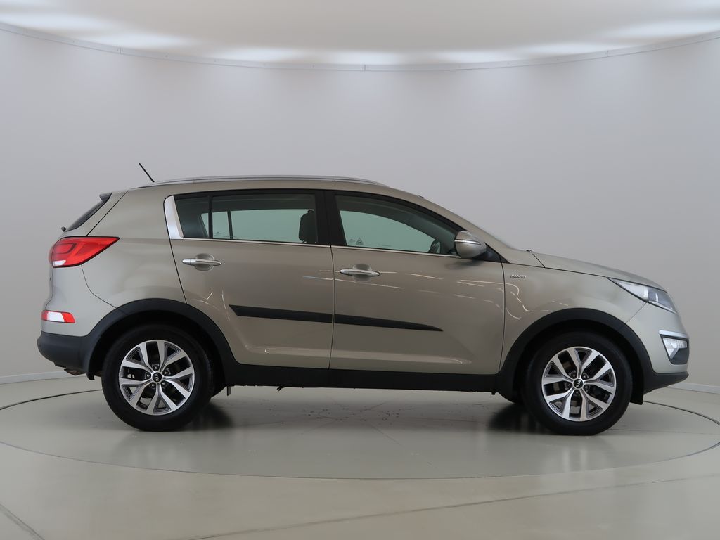 kia-sportage-2-0crdi-cz-1maj-at-4x4 - 3