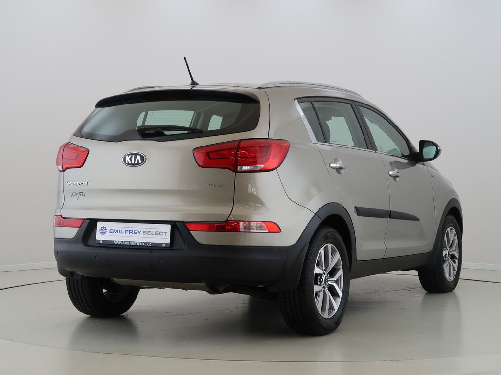 kia-sportage-2-0crdi-cz-1maj-at-4x4 - 4