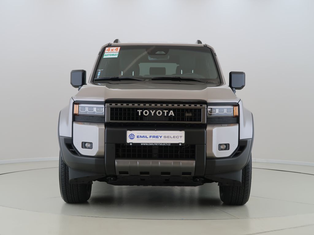 toyota-land-cruiser-2-8d-4d-cz-1maj-4x4-invincible - 1