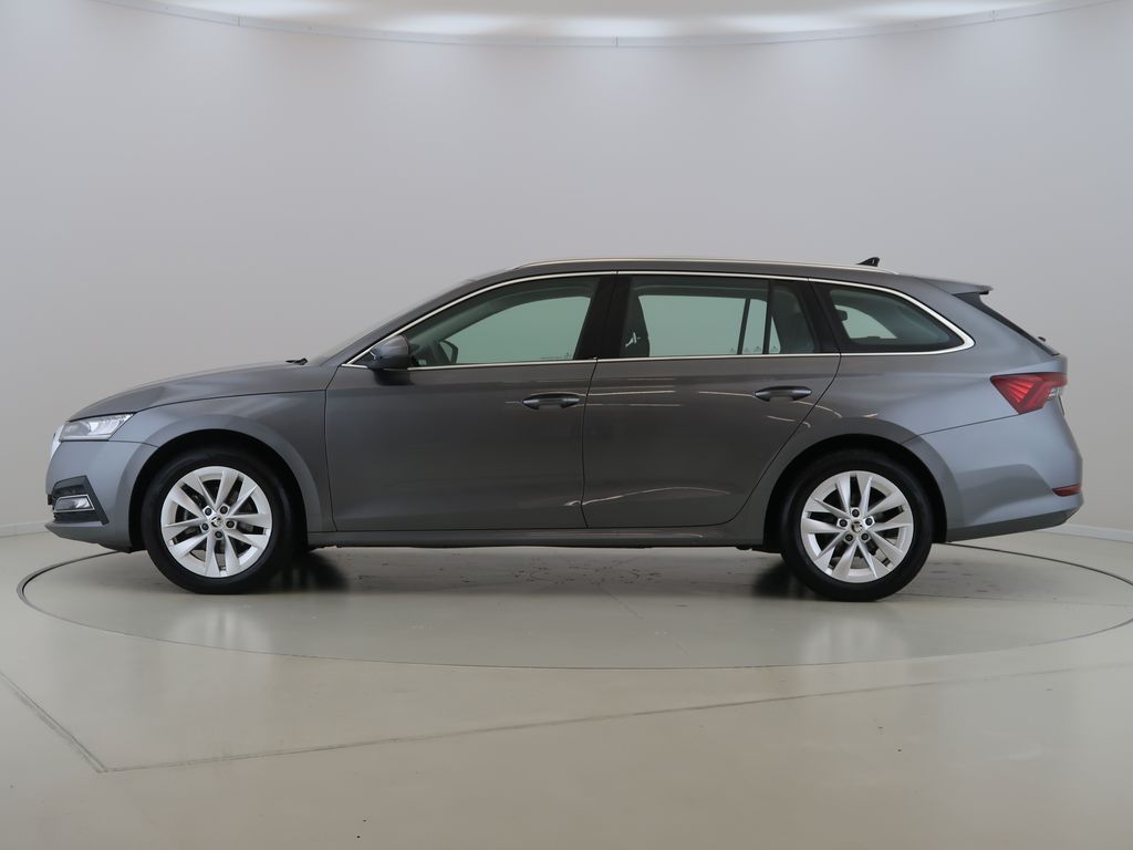 skoda-octavia-2-0tdi-cz-1maj-dph-combi-style - 7