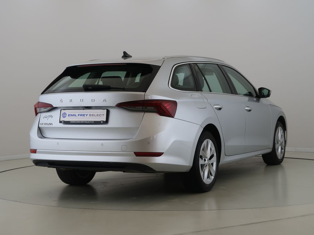skoda-octavia-2-0tdi-cz-1maj-dph-style-at - 4