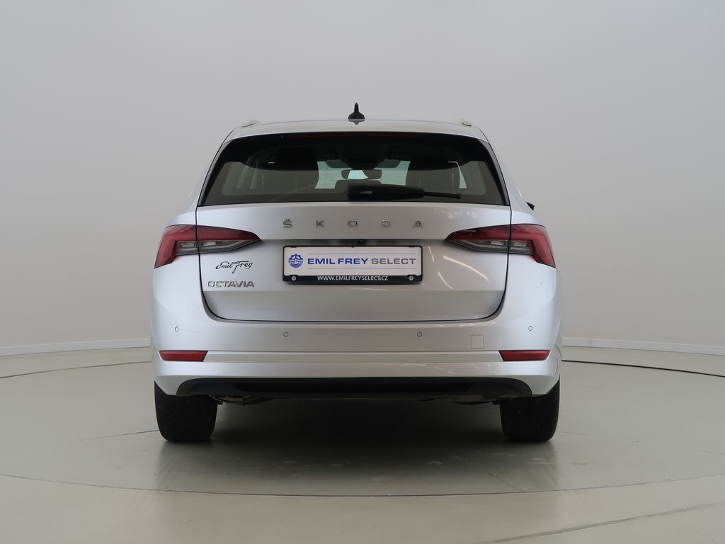 skoda-octavia-2-0tdi-cz-1maj-dph-style-at - 5