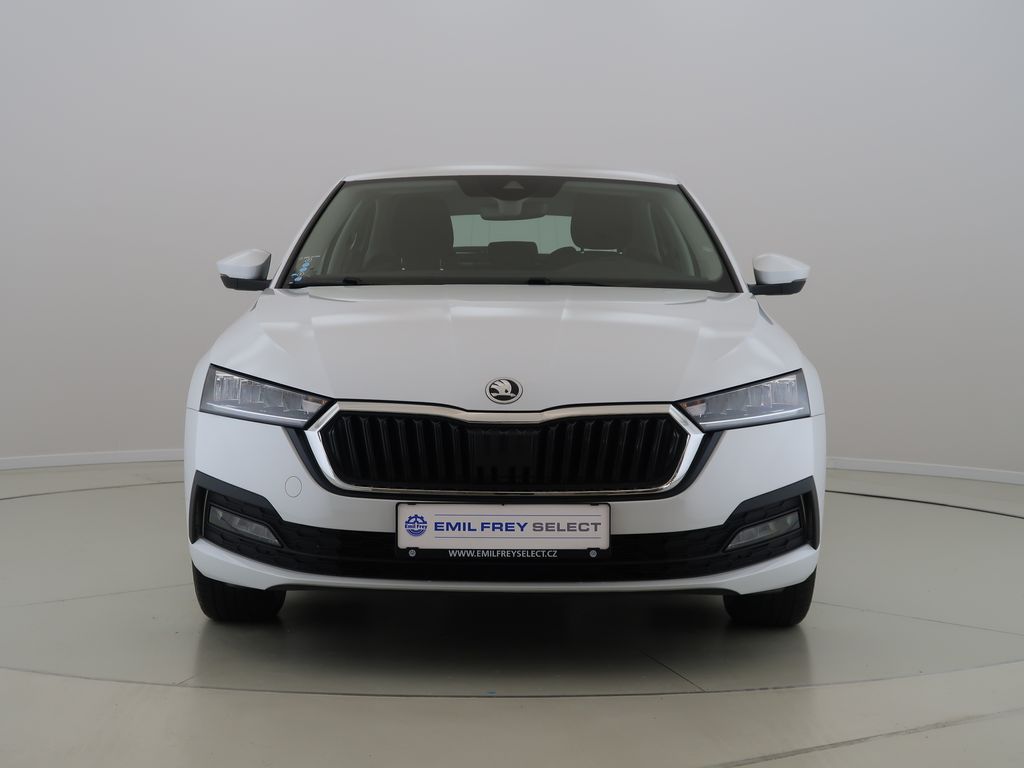 skoda-octavia-2-0tdi-cz-1maj-dph-ambition - 1