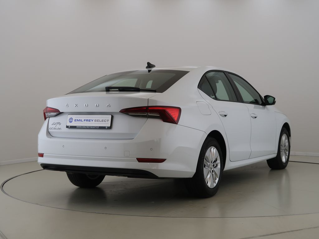 skoda-octavia-2-0tdi-cz-1maj-dph-ambition - 6